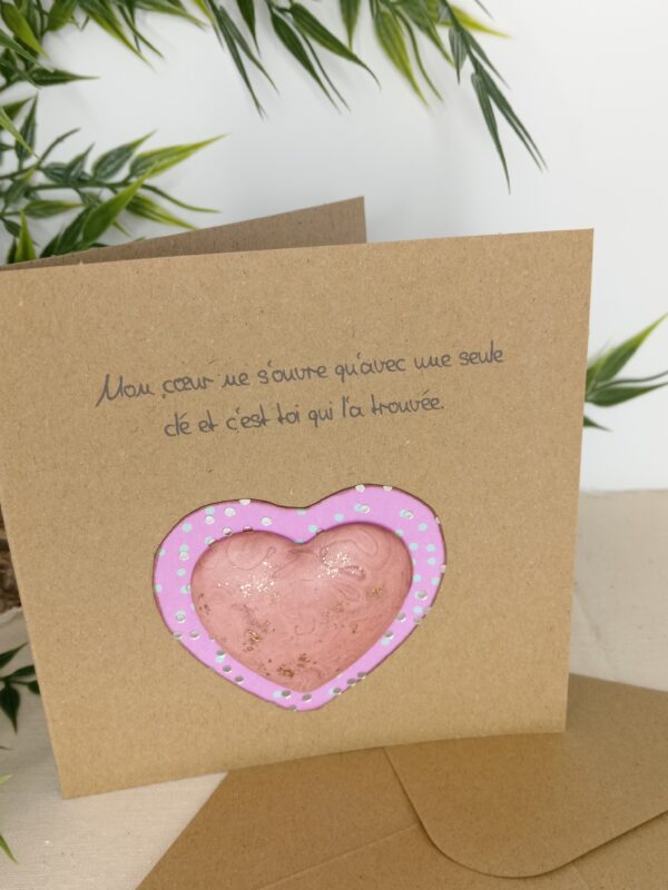 Carte message "mon cœur ne s'ouvre...", cœur central en Jesmonite de couleur rose