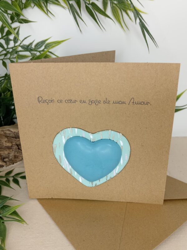 Carte message "Reçois ce cœur en gage de mon Amour", cœur central en Jesmonite de couleur vert.